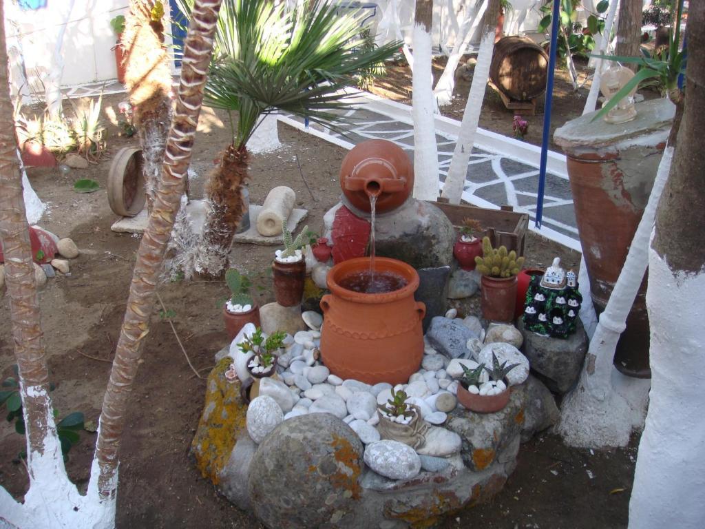 Tínos Boussetil Rooms Capanmat المظهر الخارجي الصورة